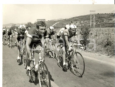 1965 CICLISMO GIRO D'ITALIA PALERMO Ciclisti durante una fuga *Foto