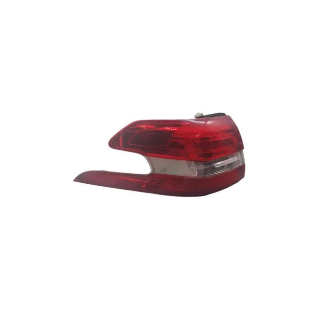 Feu Arrière Gauche Pour PEUGEOT 308 II Phase 1 - Référence 9677818380, Occasion En Bon état