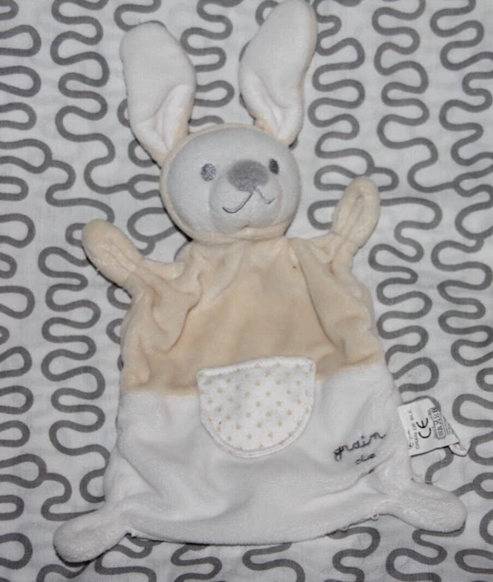 doudou GRAIN DE BLE LAPIN PLAT BLANC BEIGE POCHE ETOILE  pas servi