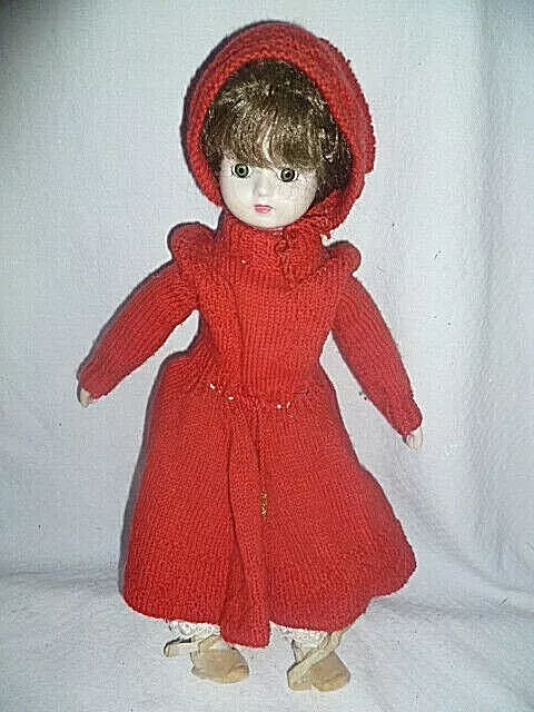 Puppe Porzellanpuppe 42cm Rotkäppchen rotes Kleid  rote Mütze gehäkelt & Ständer