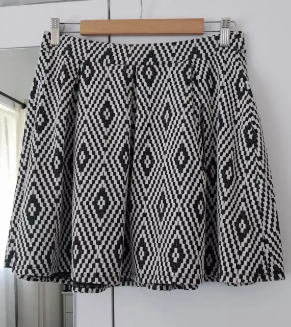 DOTTI Womens Size 10 Mini Skirt Black & White Skater Skirt Flared Diamond Print