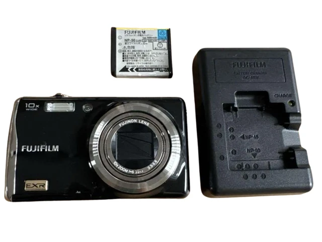 FUJIFILM FINEPIX F480 Digital Camera Bundle w/ Box, Cords