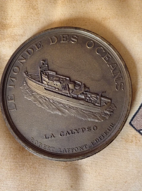 Médaille En Bronze Commandant Cousteau - La Calypso - Sculpture R. Duboc