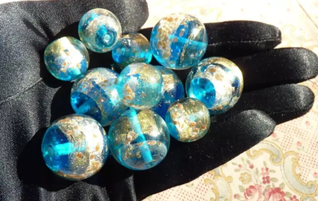 LOT de 11 ANCIENNES PERLES FANTAISIES VINTAGES EN VERRE DE MURANO vers 1950