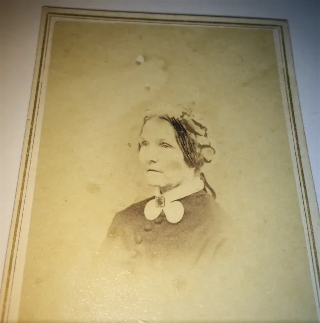 Antique American Civil War Era Old Woman C.1865 Burlington, Vermont CDV Photo!