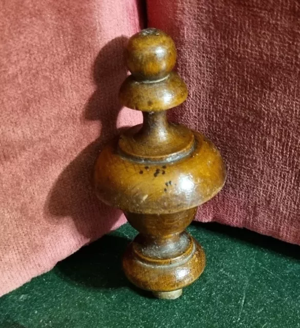 Victorian carved turned wood post finial Antique french architectural salvage 3"