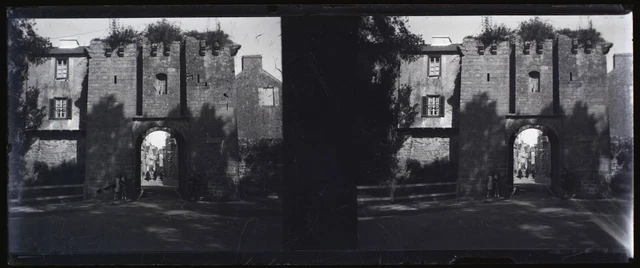 FRANCE Guérande Porte Protrudéal c1930 photo NEGATIVE glass plate stereo vintage 2
