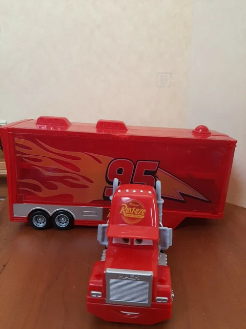 DISNEY PIXAR CARS Lightning Mcqueen Mack Rust-Eze Semi Truck Trailer ...