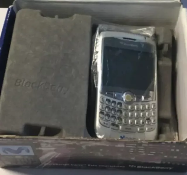 BlackBerry Curve 8310 - Silver (Unlocked) Smartphone