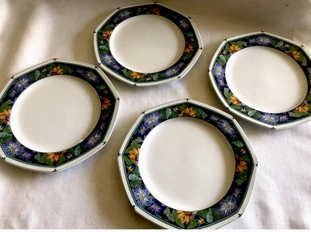 Set Of 4 Rare Martinique Dinner Plates by Studio Nova