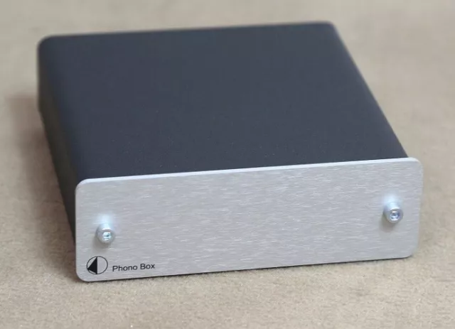 Pro-Ject Phono Box Classic silber Plattenspieler Phono Vorverstärker MM + MC