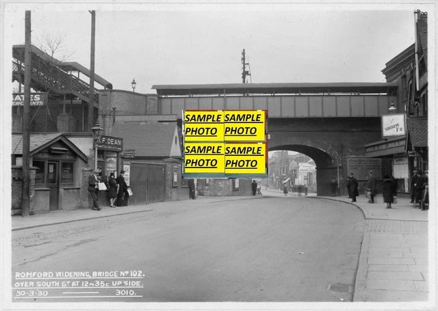 british-railways-b-w-photograph-lner-lms-romford-station-s-looking