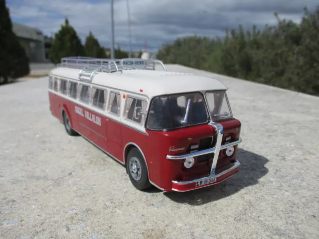 BUS PEGASO Z-404 DIESEL (1955) SPAIN. DIECAST. 1/43. IXO uk