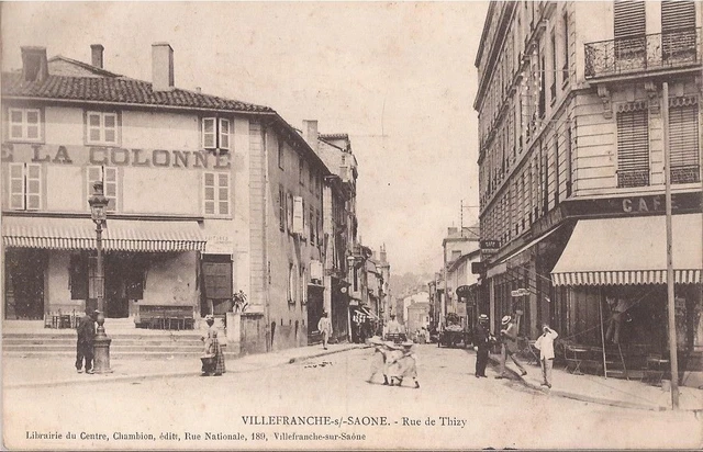 Cpa 69.Villefranche Sur Saone.rue De Thizy. Animee..ecrite En 1906 .Be