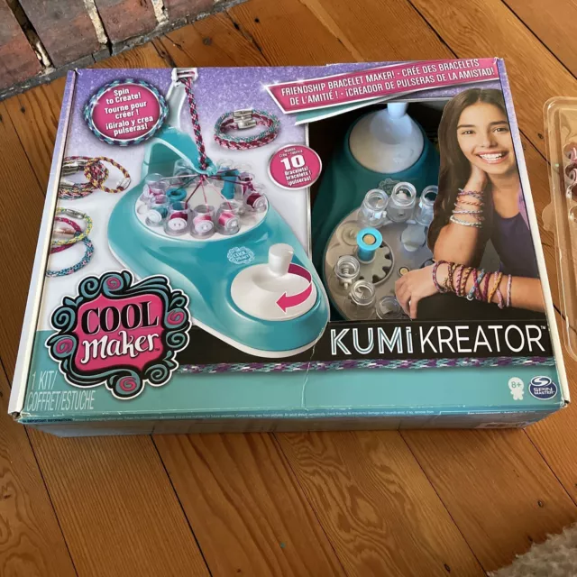 Making DIY Friendship Bracelet with Cool Maker KumiKreator 