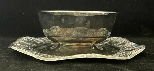 Wallace Grand Victorian #1666 Relish Bowl with Attached Underplate