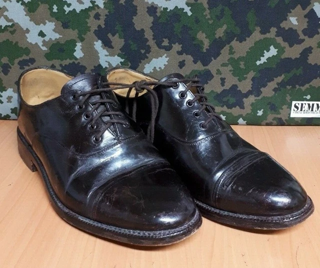 GENUINE MEN'S BRITISH Army Officer's brown dress shoes. Size 8 L