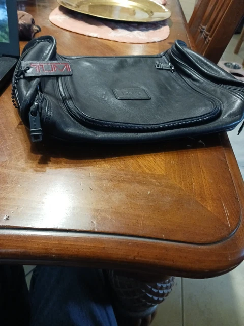 tumi mens toiletry bag