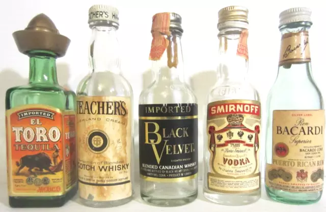 VTG Empty Lot of 5 - Miniature Glass Empty Liquor Bottles - 4" ☆(24)