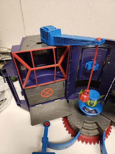 1995 Toy Biz Marvel Comics X-Men Headquarters 99% Complete 2