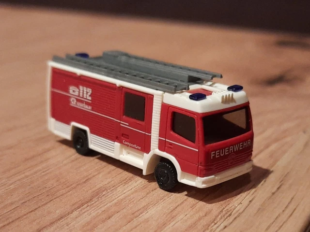 Wiking Feuerwehr LF 10/6CL Rosenbauer – Modellauto Spur N, 6,4x3,6x2 Cm, Weiß/rot, Einsatzfahrzeug