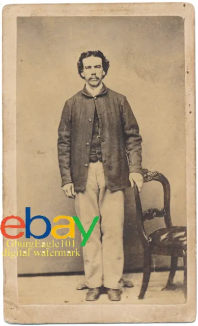 Civil War CDV of Union Soldier, oddly placed on reverse side of CDV