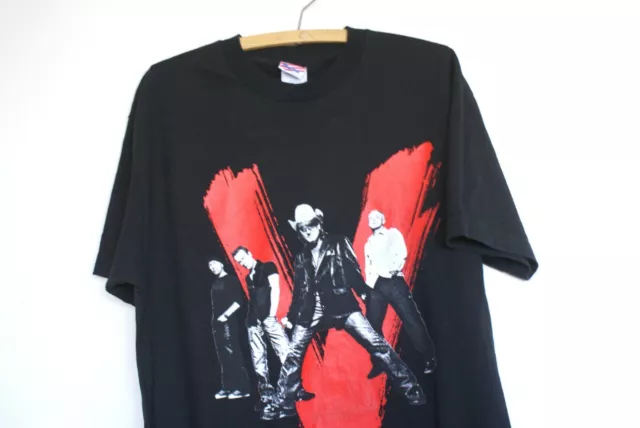 Vintage U2 shirt, Official U2 T-shirt, U2 Vertigo Tour t-shirt, Bono t-shirt, U2