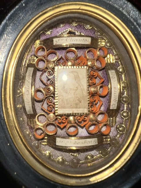Ancienne étoffe médaille religieuse Ex - Voto tissu reliquaire Ste Thérèse