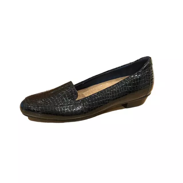 Clark's Timeless Loafer in Navy Leather Croc Women's 8.5N Clark's Timeless Loafer in Navy Leather Croc Women's 8.5N