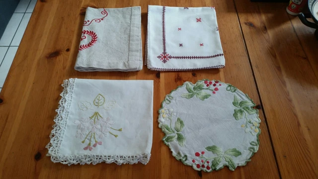 Lot De 4 Napperons Waterford Linens Celeste Argentés - Tissu - NEUFS Sous Emballage