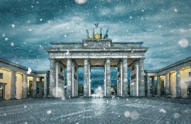 Photo Wall Mural-BERLIN-(3651)-NON WOVEN-Wallpaper-Germany Brandenburg Gate Snow