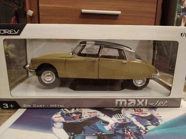 NOREV MAXI JET  Voiture   Echelle: 1/18 1:18    Citroen DS Berline