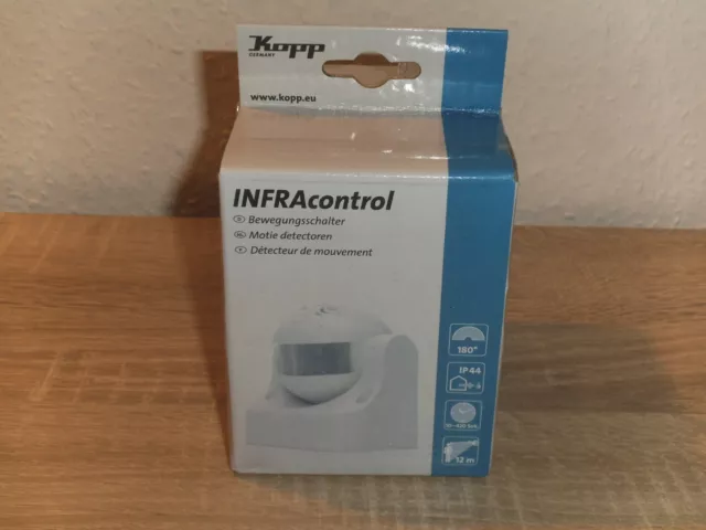 Kopp Infracontrol Bewegungsmelder 3D 180 Grad AP IP44, 1 Stück, weiß, 821902015