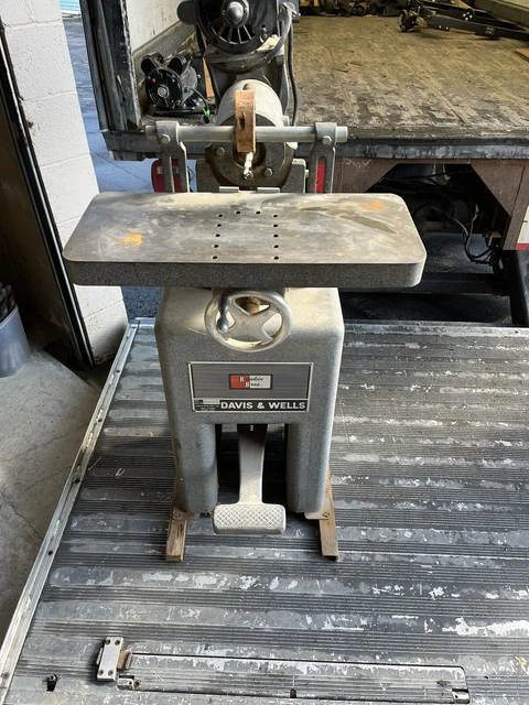 Davis And Wells Horizontal Borer Woodworking Dowel Machine