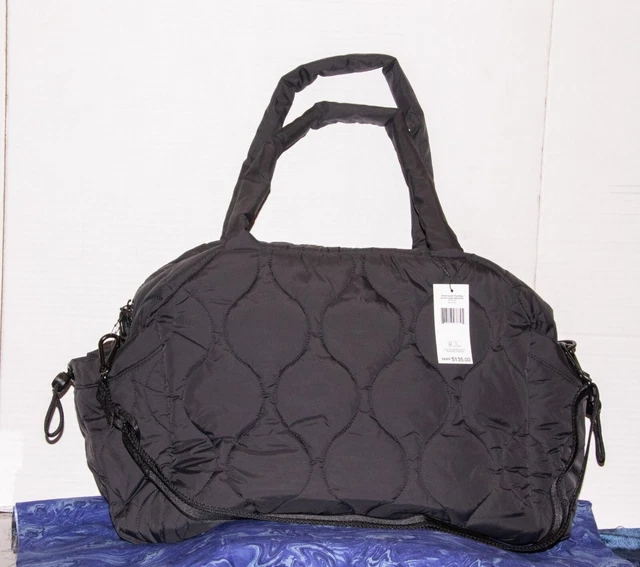 NWT VERA BRADLEY FEATHERWEIGHT BLACK TRAVEL BAG QUILTED  GYM Water repellent too