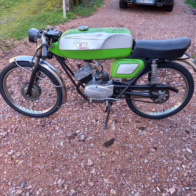 MALANCA SPRINT 49,9 CC . 1970 . 4 VITESSES pied gauche. Certificat Italien.