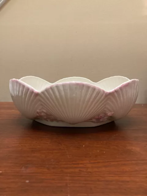 Belleek Shell Coral Oval Serving Bowl Centerpiece 9.5"L x 7.5"W x 3.5"H Ireland