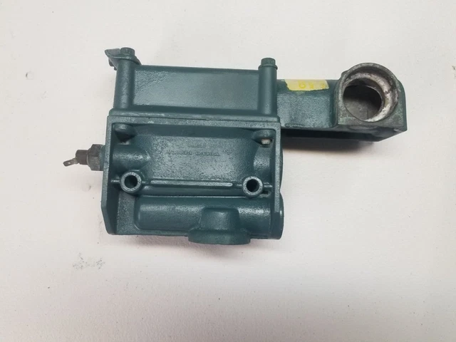 Volvo Penta 838789 838704 Diesel Thermostat Housing Upper and Lower Good Used