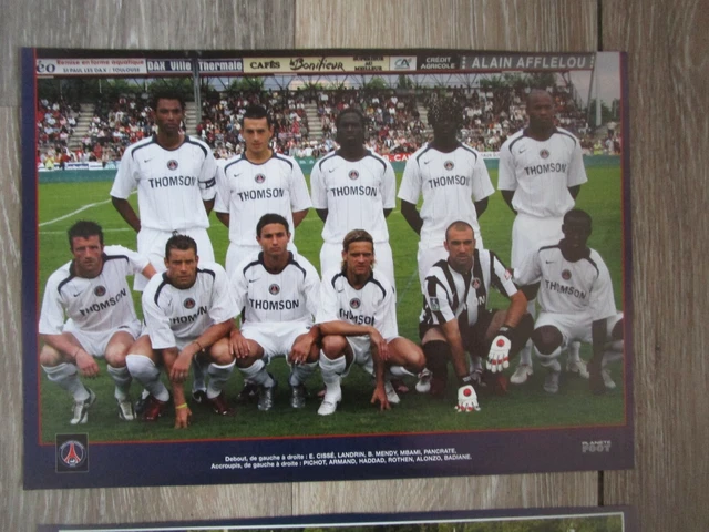 Poster / Page De Magazine Football - Paris Saint-Germain Saison 2002/03