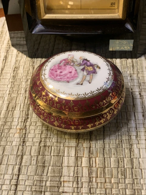 Vtg Mid Century French Limoges Lareyras Porcelain Trinket Box Hand Painted Vg
