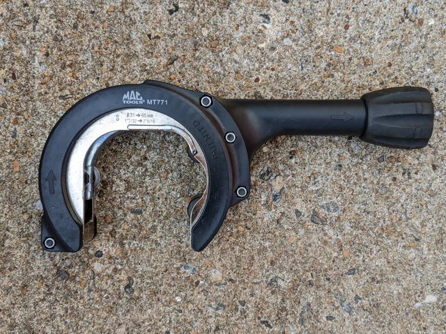 Mac Tools MT771/MT771A Ratcheting Tailpipe & Automotive Exhaust Cutter