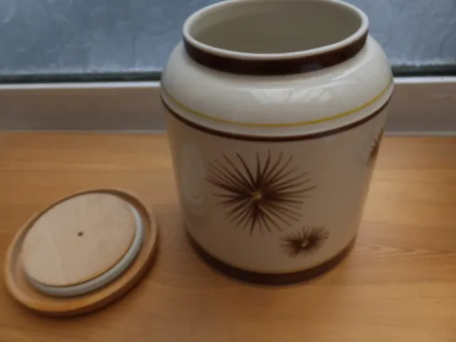 Vintage Toni Raymond Pottery Biscuit Barrel with  Pattern Decoration