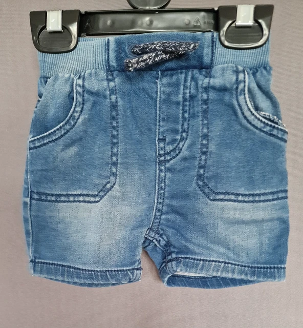 Pacchetto vestiti per bambine età 3-6 mesi. Usato. Condizioni perfette. 2