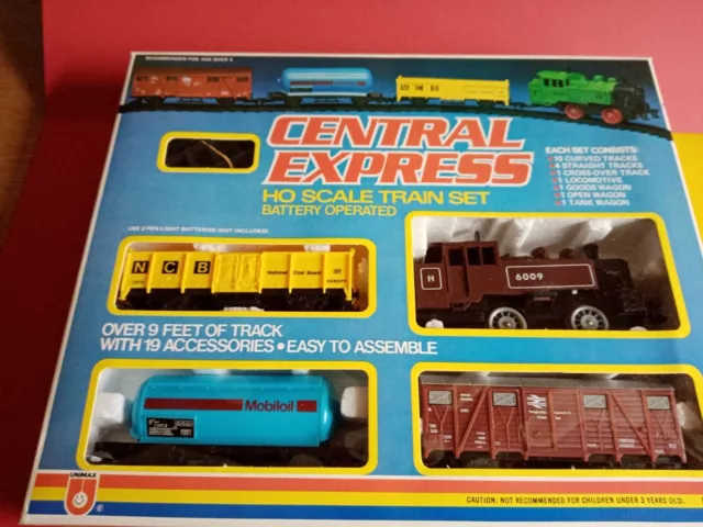 `Central Express` "Ho Train Set" (Battery Operated) Unused Unimax (1981) Boxed