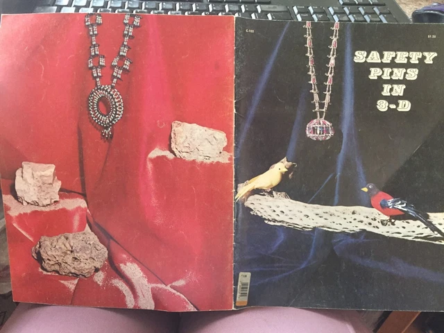PIN DE SEGURIDAD DE COLECCIÓN 3 D Patrón de cuentas folleto (1973) Thelma Lee