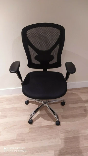 STAPLES CRUSADER MESH Fabric Task Ergonomic Office Chair 50.00