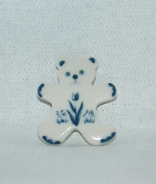 Vtg. Russ Berrie & Co 5825 . Ceramic Blue & White Teddy Bear Magnet Rare Retired