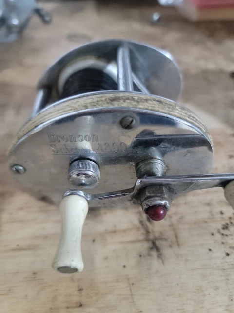 VINTAGE BRONSON SAFARI 4800 Fishing Reel $25.00 - PicClick