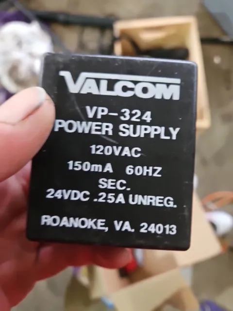 Valcom VP-324 Power Supply, 24VDC .250 mA (0.25 Amps) - Receptacle Mount