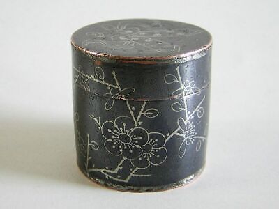 Antique Chinese etched niello opium box – (1917)